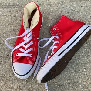 Like new converse